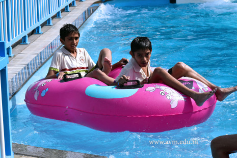 Std 7-9 Chilling out at Amaazia Water Park-Surat (259)