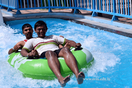 Std 7-9 Chilling out at Amaazia Water Park-Surat (100)