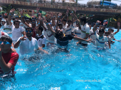 Std 7-9 Chilling out at Amaazia Water Park-Surat (168)