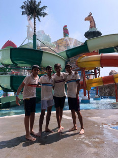 Std 7-9 Chilling out at Amaazia Water Park-Surat (147)