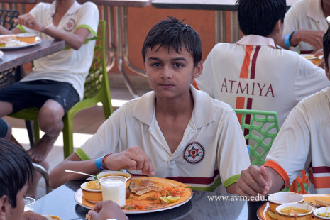 Std 7-9 Chilling out at Amaazia Water Park-Surat (220)