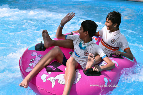 Std 7-9 Chilling out at Amaazia Water Park-Surat (62)
