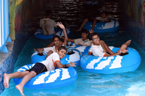 Std 7-9 Chilling out at Amaazia Water Park-Surat (280)