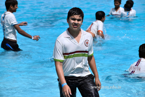 Std 7-9 Chilling out at Amaazia Water Park-Surat (92)