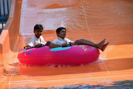 Std 7-9 Chilling out at Amaazia Water Park-Surat (249)
