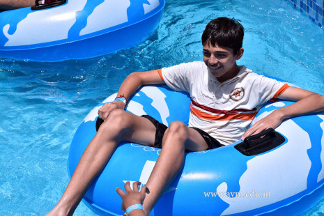 Std 7-9 Chilling out at Amaazia Water Park-Surat (130)