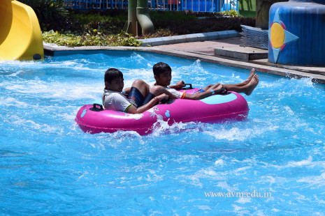 Std 7-9 Chilling out at Amaazia Water Park-Surat (110)
