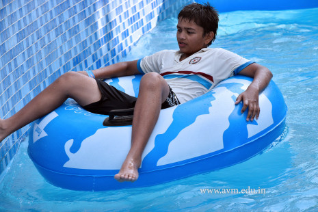Std 7-9 Chilling out at Amaazia Water Park-Surat (270)