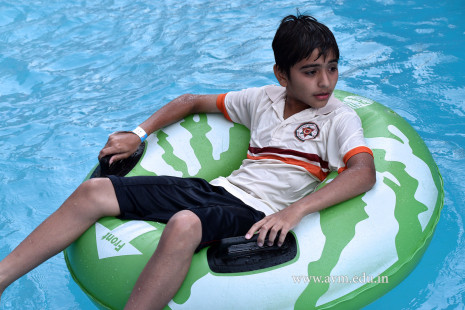 Std 7-9 Chilling out at Amaazia Water Park-Surat (271)