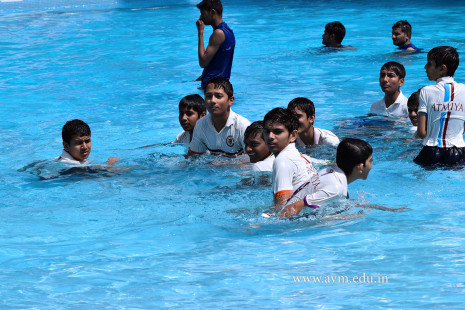 Std 7-9 Chilling out at Amaazia Water Park-Surat (81)