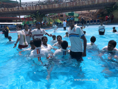 Std 7-9 Chilling out at Amaazia Water Park-Surat (166)