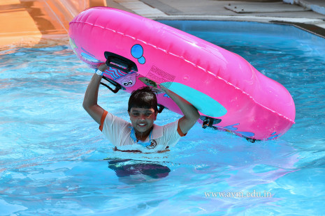 Std 7-9 Chilling out at Amaazia Water Park-Surat (245)