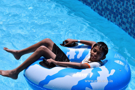Std 7-9 Chilling out at Amaazia Water Park-Surat (128)