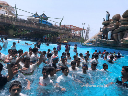 Std 7-9 Chilling out at Amaazia Water Park-Surat (173)