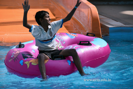 Std 7-9 Chilling out at Amaazia Water Park-Surat (247)