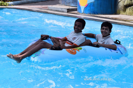 Std 7-9 Chilling out at Amaazia Water Park-Surat (83)