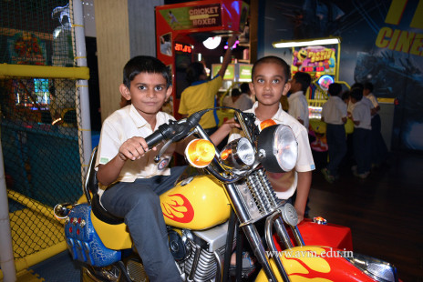 Std 3 & 4 Fun-filled Day Out in Surat (96)