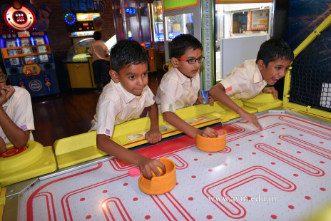 Std 3 & 4 Fun-filled Day Out in Surat (141)