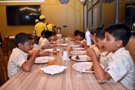 Std 3 & 4 Fun-filled Day Out in Surat (123)