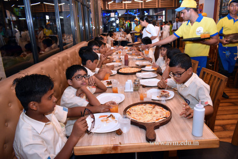 Std 3 & 4 Fun-filled Day Out in Surat (122)