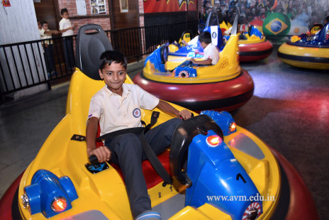 Std 3 & 4 Fun-filled Day Out in Surat (64)
