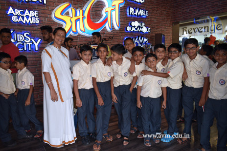 Std 3 & 4 Fun-filled Day Out in Surat (160)