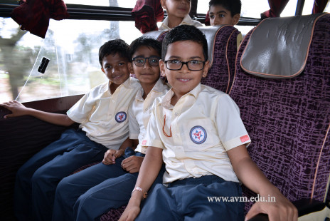 Std 3 & 4 Fun-filled Day Out in Surat (7)