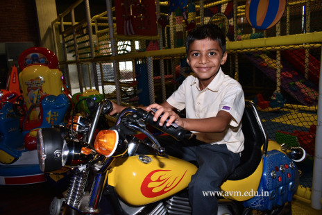 Std 3 & 4 Fun-filled Day Out in Surat (54)