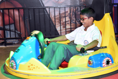 Std 3 & 4 Fun-filled Day Out in Surat (79)