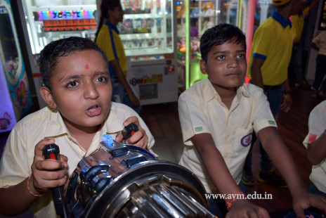Std 3 & 4 Fun-filled Day Out in Surat (128)