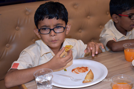 Std 3 & 4 Fun-filled Day Out in Surat (155)