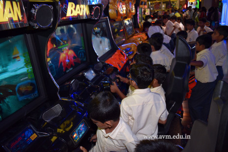 Std 3 & 4 Fun-filled Day Out in Surat (71)