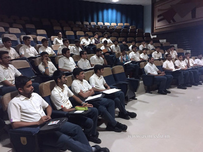 Alumni Interaction - Insights into the Finance Sector by Yash Roongta (6)