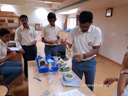 Std 11-12 Biology students' visit to Research Centres (40)