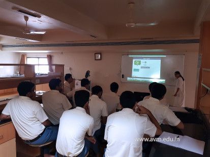 Std 11-12 Biology students' visit to Research Centres (34)