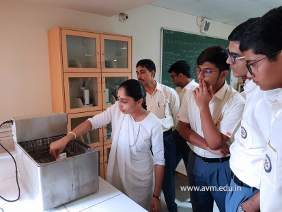 Std 11-12 Biology students' visit to Research Centres (44)