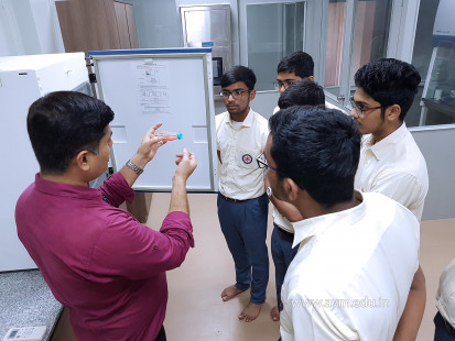 Std 11-12 Biology students' visit to Research Centres (89)