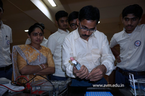 Std 11-12 Biology students - Visit to Research Centres (64)