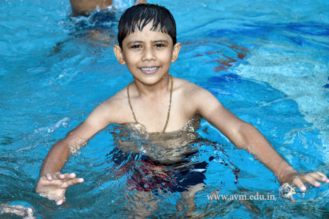 Std 1 Students Chill out at the Pool (16)