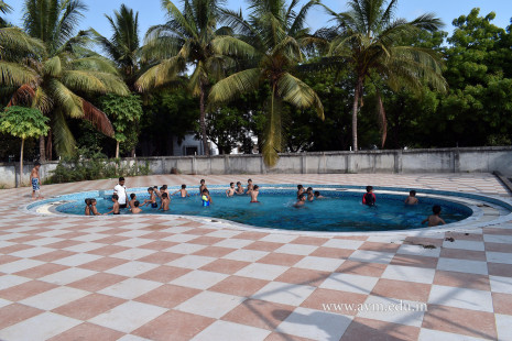 Std 1 Students Chill out at the Pool (35)