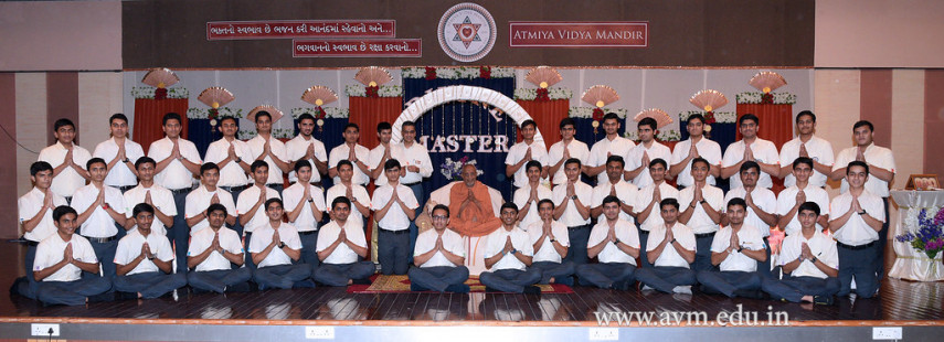 Param Pujya Swamishree's Visit 2017-18 (39)