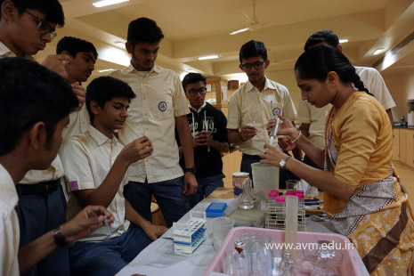 Std 11-12 Biology students - Visit to Research Centres (57)