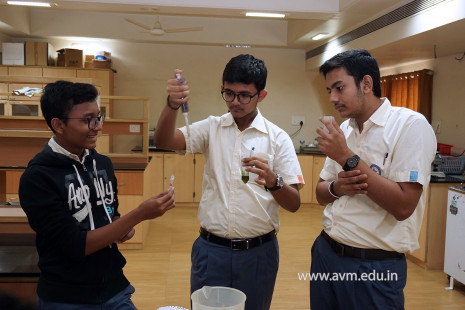 Std 11-12 Biology students - Visit to Research Centres (55)