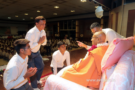 Swamishree's Divine Visit to AVM (54)