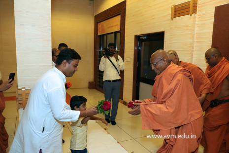 Swamishree's Divine Visit to AVM (13)