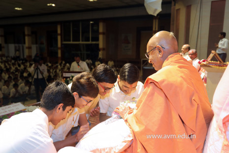 Swamishree's Divine Visit to AVM (55)