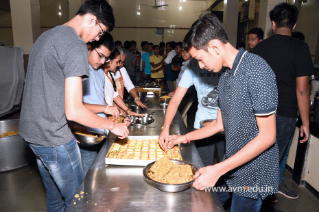 (CBSE SEWA) Std 10 Students Volunteer in Dinner Preparation & Serving (9)