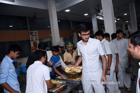 (CBSE SEWA) Std 10 Students Volunteer in Dinner Preparation & Serving (49)