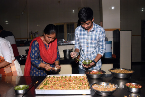 (CBSE SEWA) Std 10 Students Volunteer in Dinner Preparation & Serving (15)