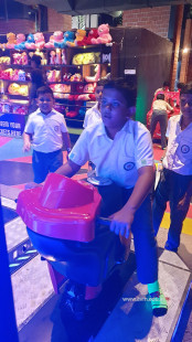 Std. 4 to 6 Trip to Rebounce Game Zone (284)